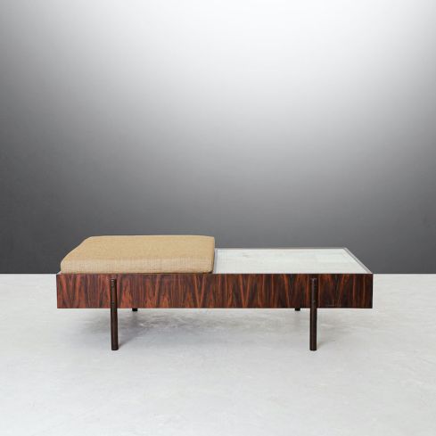 mesa de centro 'adi' com futon