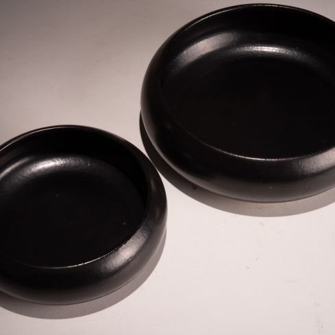 bowl cerâmica preto . nelise ometto 